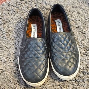 Steve madden slip ons